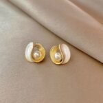 970 French retro pearl earrings 2
