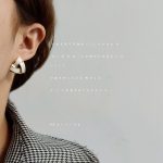 Silver Pearl White Earrings - Image 3