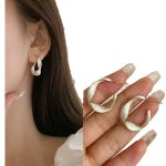 Twisted C-shaped Glaze Drip Earrings