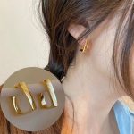 Plain Golden Square Hoop Earrings - Image 4